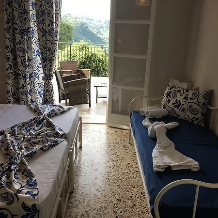 Apartment Angelo ιι *